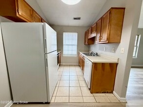 220 Harrison St in Scottsburg, IN - Building Photo - Building Photo