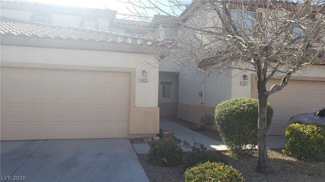 1423 Orange Jubilee Rd in Henderson, NV - Building Photo - Building Photo