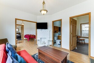 927 S Taylor Ave in Oak Park, IL - Building Photo