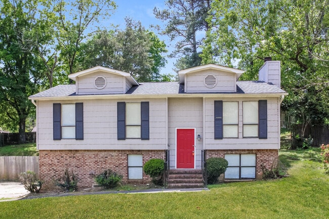 1157 Thompson Rd