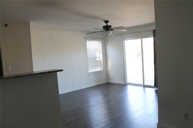 2200 Spring Creek Ln in O'Fallon, MO - Building Photo - Building Photo