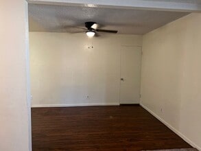 85-869-869 Piliuka Pl in Waianae, HI - Building Photo - Building Photo