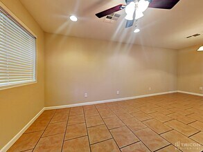 7302 W Heatherbrae Dr in Phoenix, AZ - Building Photo - Building Photo
