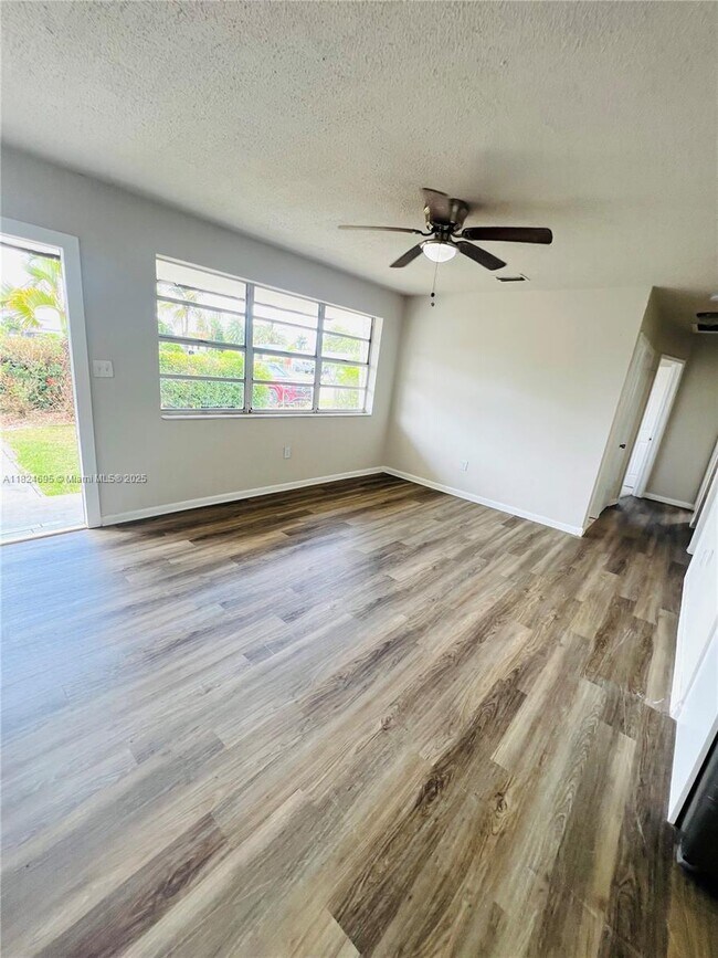 15530 SW 295th Terrace in Homestead, FL - Building Photo - Building Photo