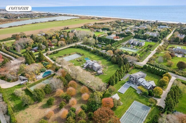 230 Town Line Rd in Sagaponack, NY - Building Photo - Building Photo