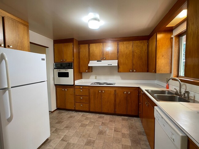 26914 168th Pl SE in Covington, WA - Building Photo - Building Photo