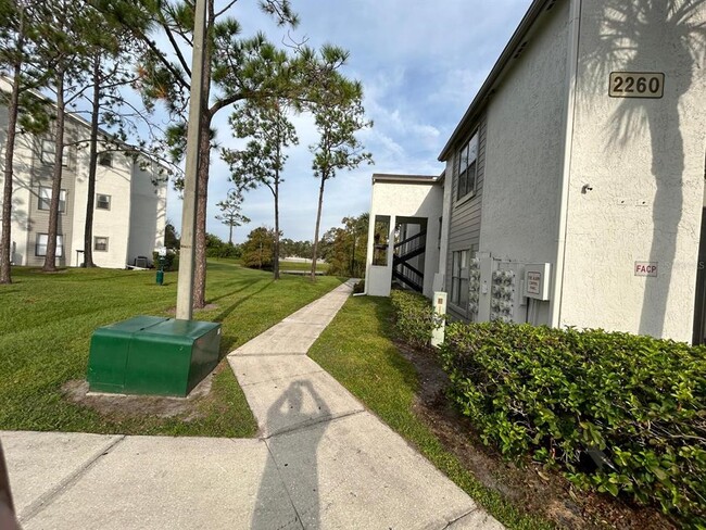 2260 Cascades Blvd in Kissimmee, FL - Building Photo - Building Photo