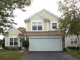 1201 Darnell Dr in Mundelein, IL - Building Photo