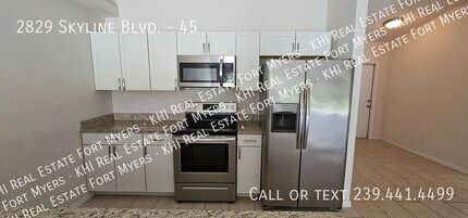 2829 Skyline Blvd in Cape Coral, FL - Building Photo - Building Photo