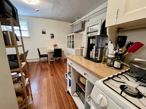 77 Martin St, Unit 2B in Cambridge, MA - Building Photo - Building Photo
