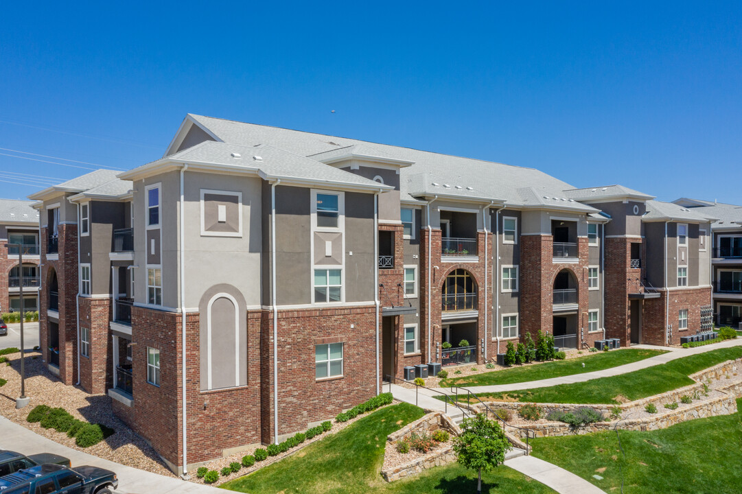 Outlook Ridge in Pueblo, CO - Foto de edificio