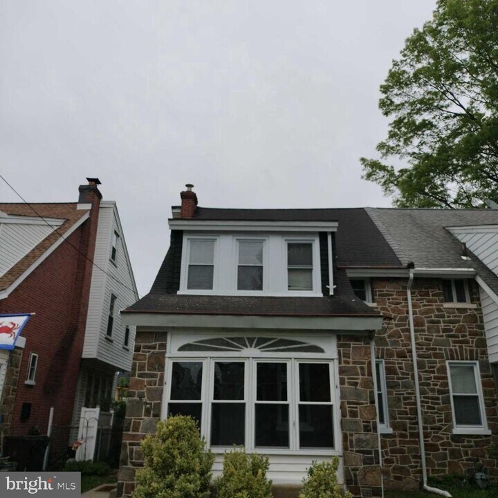 803 W 24th St in Wilmington, DE - Building Photo