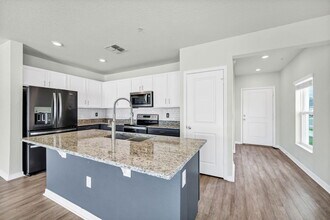 2265 Carrabelle Wy in Sanford, FL - Building Photo - Building Photo