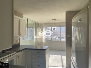 2525 Main St in Kansas City, MO - Foto de edificio - Building Photo