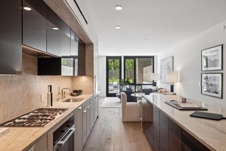 2525 Van Ness Ave in San Francisco, CA - Building Photo - Building Photo