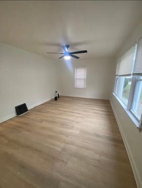 829 Carson Rd in Ferguson, MO - Building Photo - Building Photo