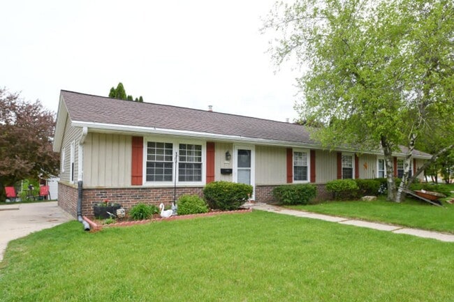 property at 1117-1119 Green Tree Rd