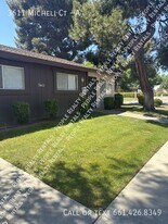 3611 Micheli Ct in Bakersfield, CA - Building Photo