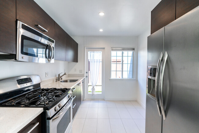 2620 21st St in Santa Monica, CA - Foto de edificio - Interior Photo
