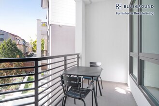 555 E Evelyn Ave in Mountain View, CA - Building Photo - Building Photo