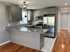 62 Chester Ave-Unit -2 in Providence, RI - Building Photo - Building Photo