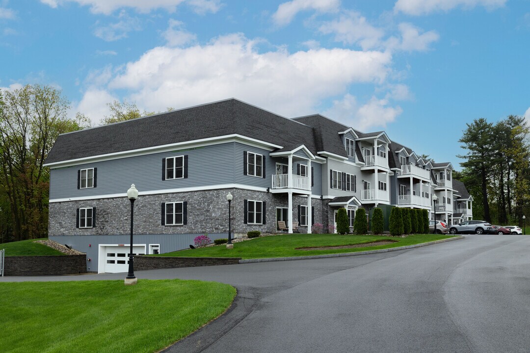 Nott’s Landing West in Schenectady, NY - Foto de edificio