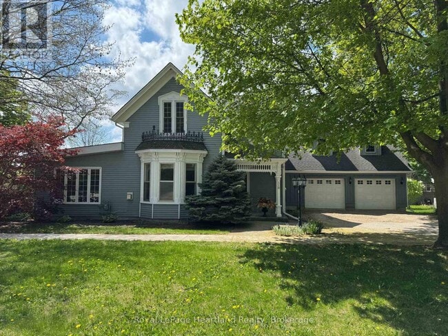 property at 118 Anglesea St