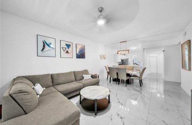 property at 512 Mainsail Dr