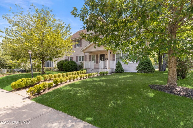 property at 39 Lapsley Ln