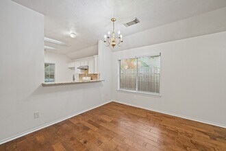 13130 Eldridge Meadow Dr in Houston, TX - Building Photo - Building Photo