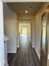 341 Casper Dr in Spring Hill, TN - Foto de edificio - Building Photo