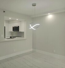 7240 Huntington Ln in Delray Beach, FL - Foto de edificio - Building Photo