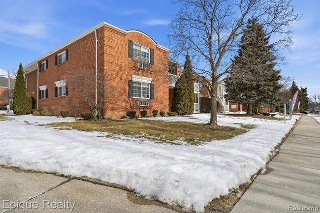 property at 2400 Parmenter Blvd