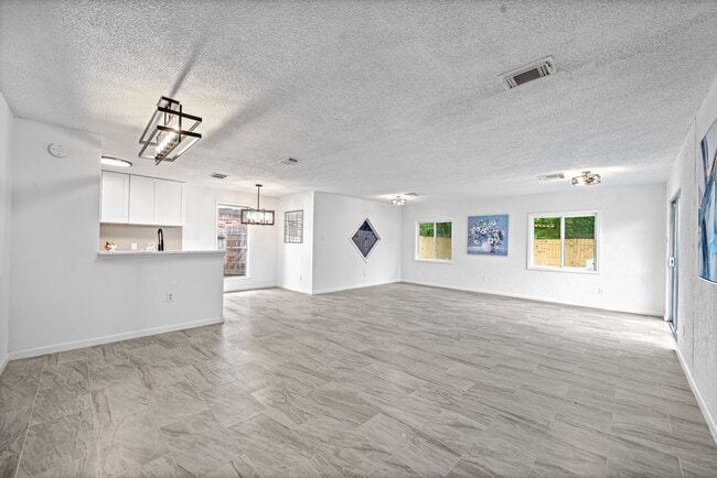 property at 11823 S Willow Cir