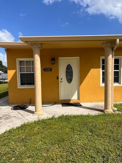 15601 NW 158th St in Opa Locka, FL - Building Photo