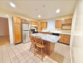 38 Franklin St in Marlborough, MA - Building Photo