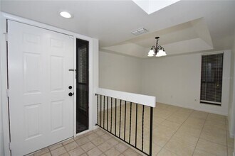 11 Surrey Ct in Palm Coast, FL - Building Photo - Building Photo