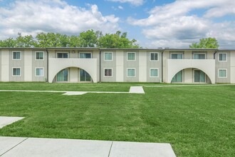 La Playa Apartments in Baton Rouge, LA - Foto de edificio - Building Photo