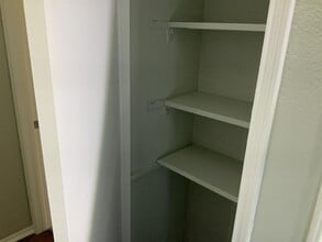 921 NW Summercrest Blvd in Burleson, TX - Building Photo - Building Photo