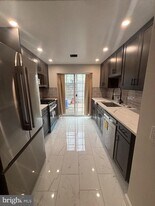 127 Dudley St in Philadelphia, PA - Building Photo