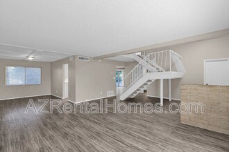 966 E La Jolla Dr in Tempe, AZ - Building Photo - Building Photo