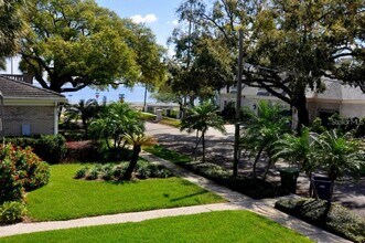 2905 W Bay Ct Ave in Tampa, FL - Building Photo - Building Photo