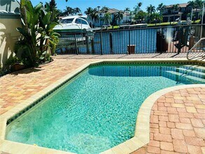 484 Commodore Cir in Delray Beach, FL - Building Photo - Building Photo