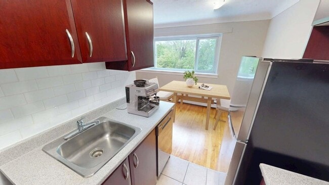 Arbor Village - 1196 Shillington in Ottawa, ON - Building Photo - Building Photo