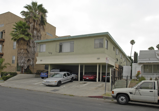 122 N Mariposa Ave in Los Angeles, CA - Building Photo - Building Photo