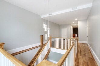 836 Park Ave, Unit Unit#A in Baltimore, MD - Building Photo - Building Photo