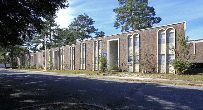 Columbia Arms Apartments