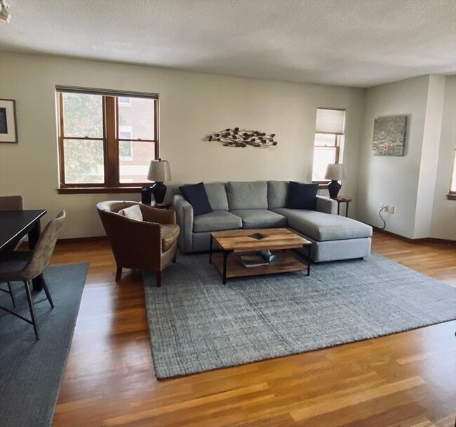 22 Parkman St in Brookline, MA - Building Photo - Building Photo