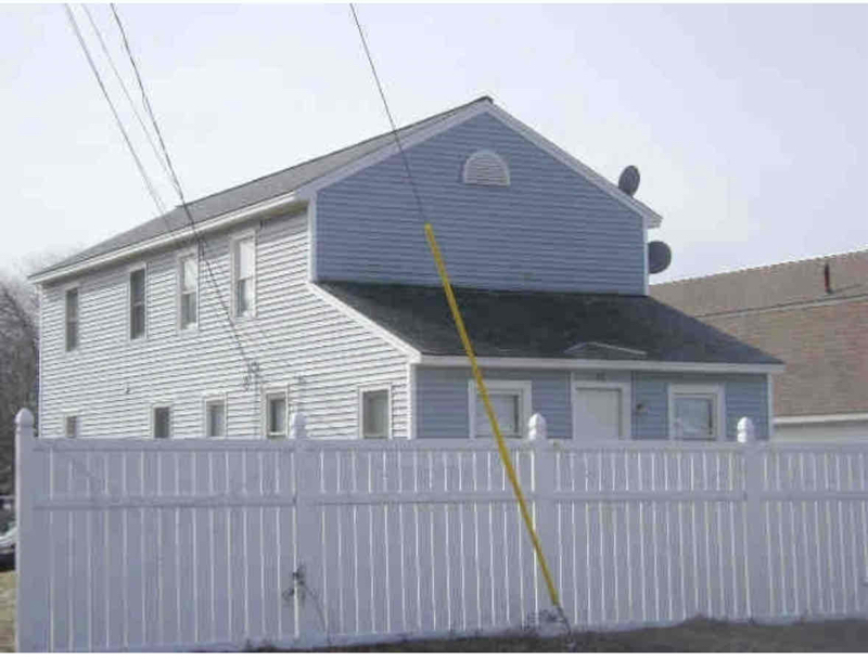 11 Ann's Ln in Hampton, NH - Building Photo