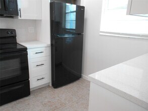 151 Berkley Rd in Hollywood, FL - Building Photo - Building Photo
